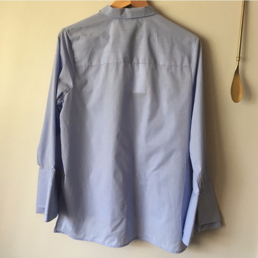 Blue button up blouse - Picture 3 of 4